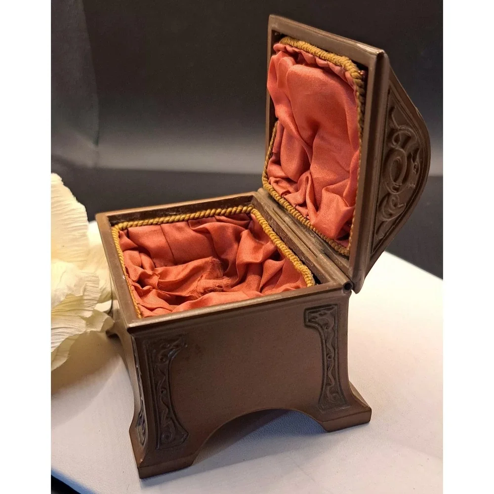 Antique Bronze Benedict Athenic Ornate Greek Cameo Casket Trinket Box 1490